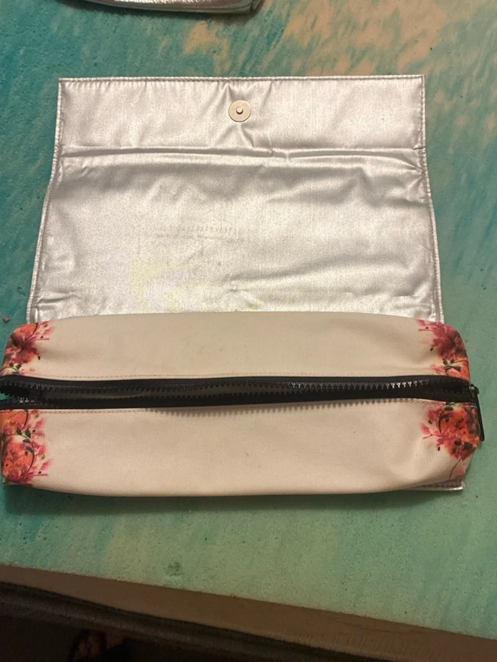 Cream Floral Accent Hair Accessory Pouch by